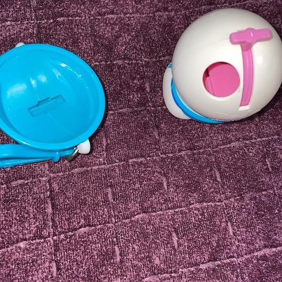 3 NEW plastic candy dispensers with hook for kids purse or other use bend head - Picture 4 of 6